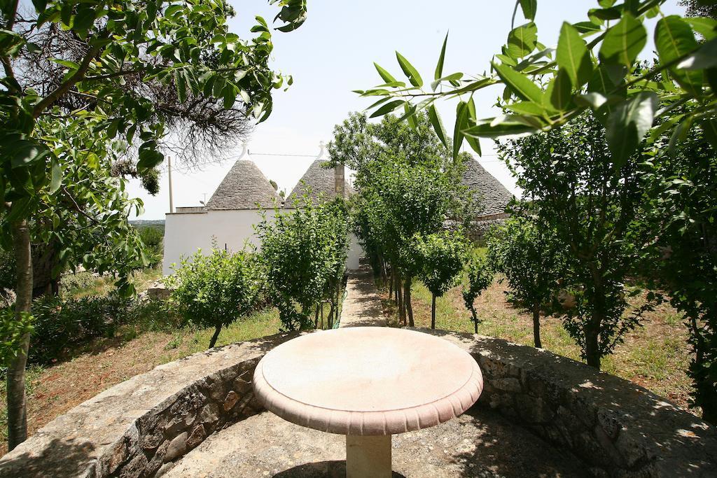 Trulli Convertini Locorotondo Rom bilde