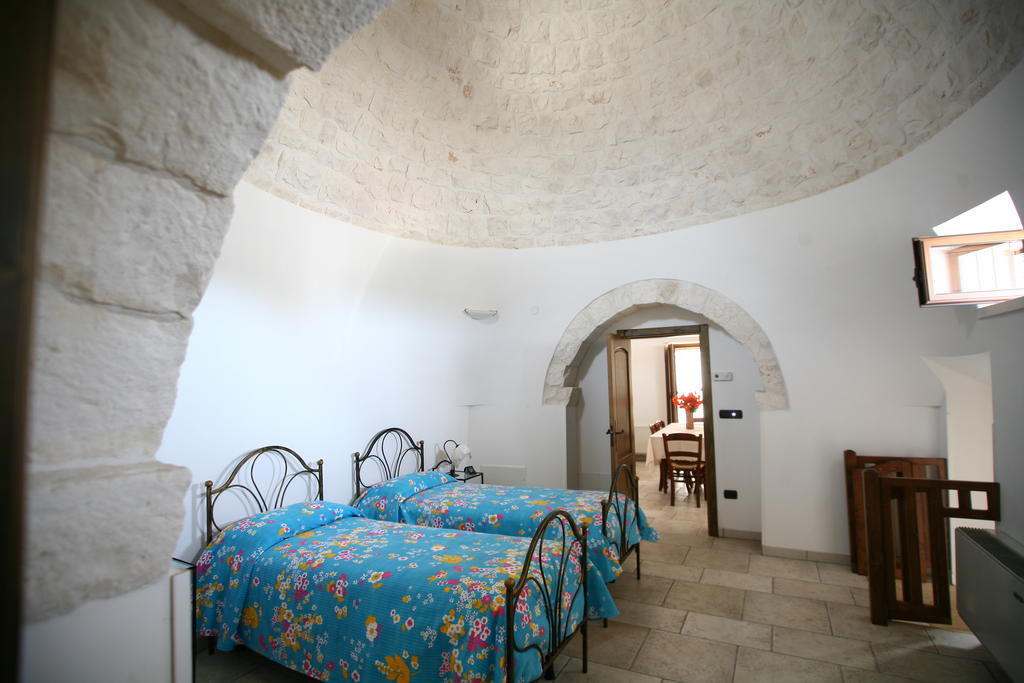 Trulli Convertini Locorotondo Rom bilde