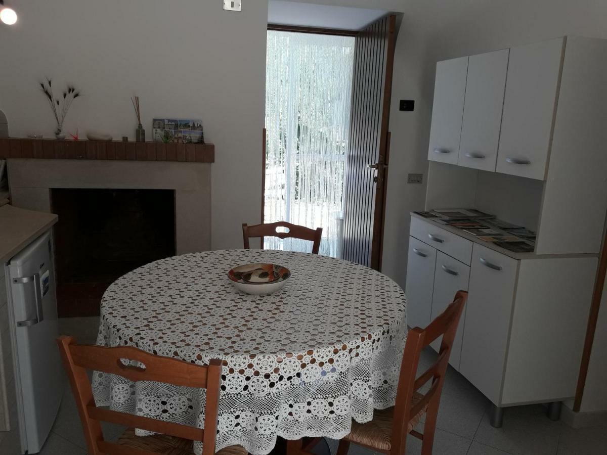 Trulli Convertini Locorotondo Eksteriør bilde